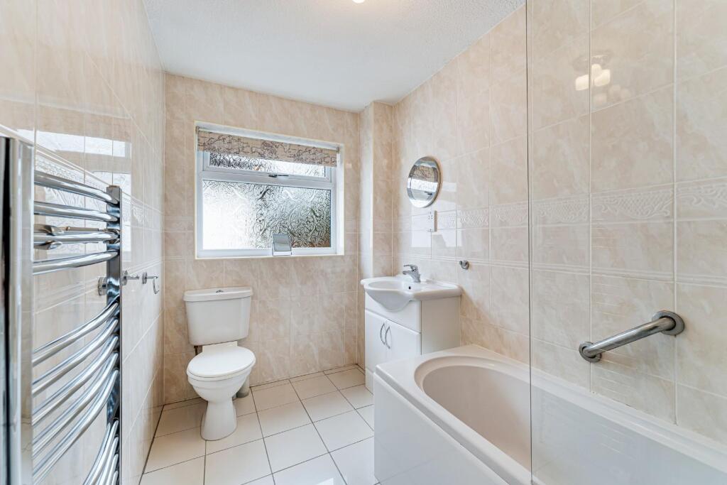 18 CROFT ROAD-10.jpg