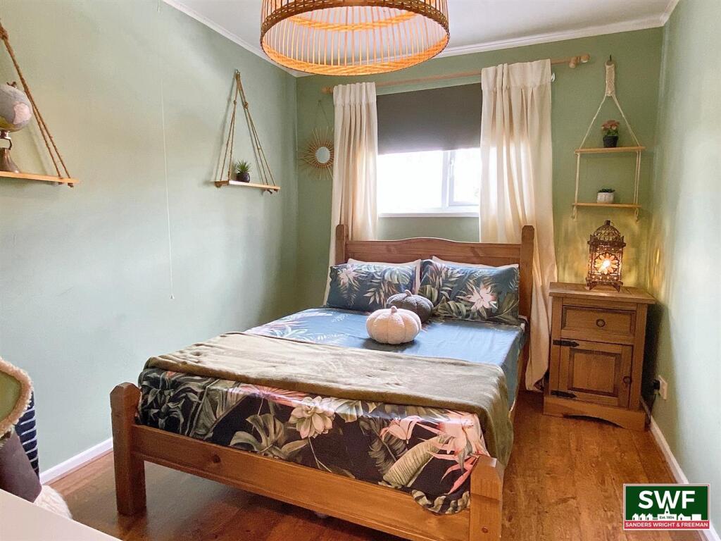 Annex Bedroom.jpg