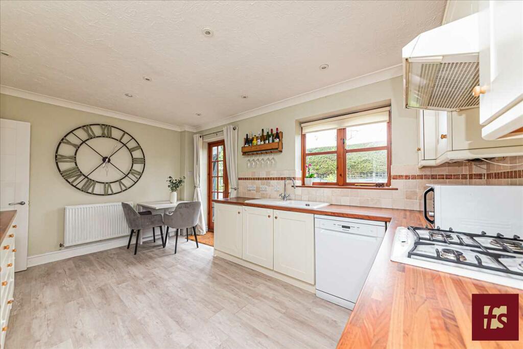Kitchen/Breakfast