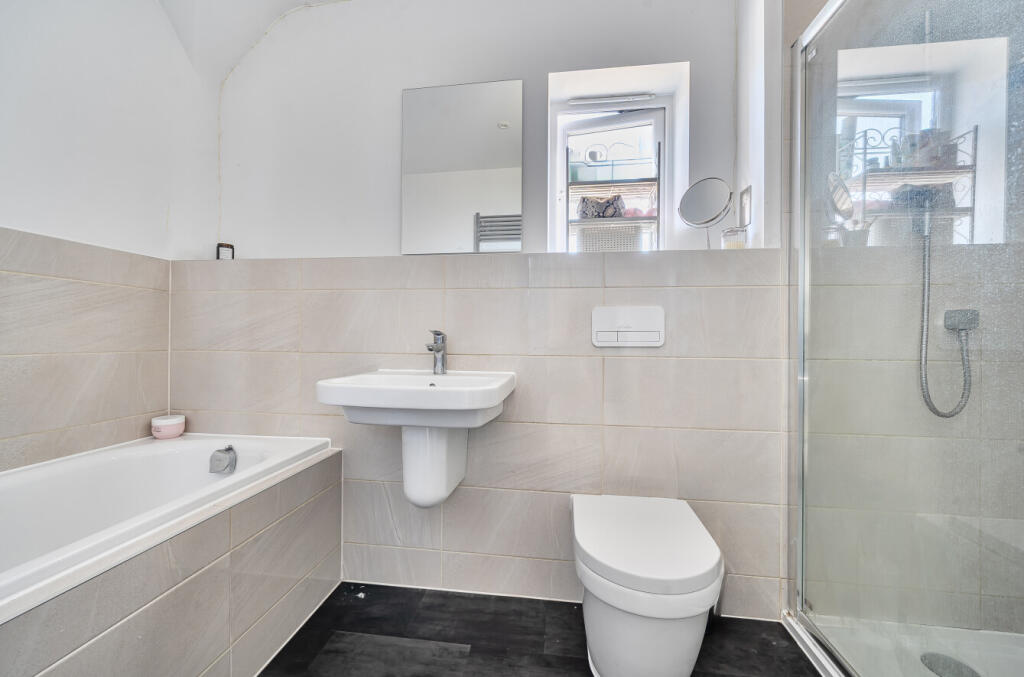 1354562-3-68cd58f...