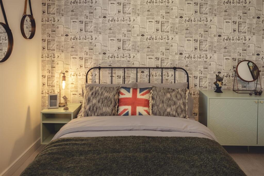 BEDROOM 3