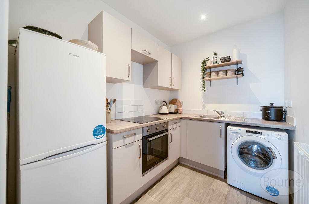 a98e71b4-6f36-476...