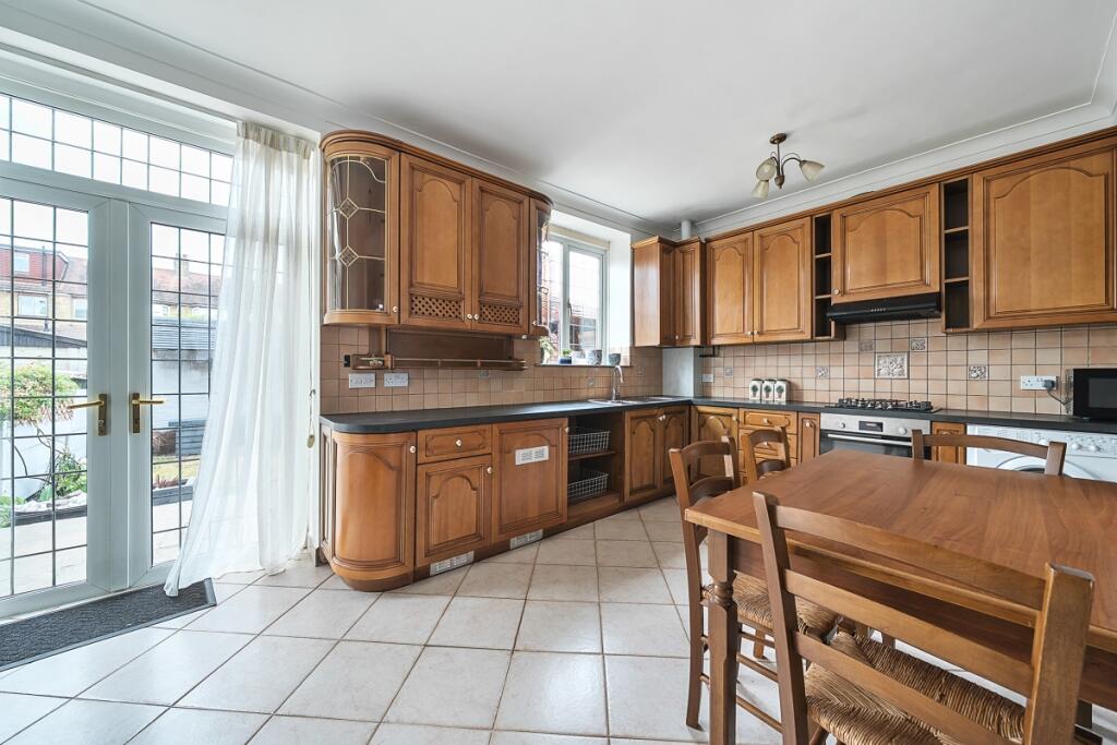 1326416-15-687632...