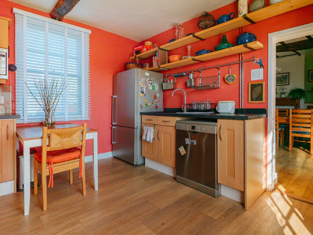 Kitchen / Breakfast Room