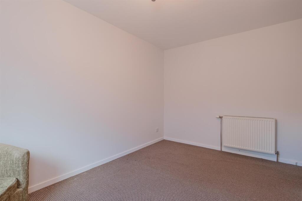 016-18 Calderbank View, Baillieston G69 7RL.jpg