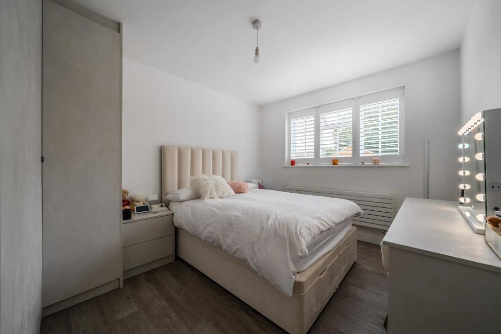 1332183-10-68877b3dd4724 copy.jpg