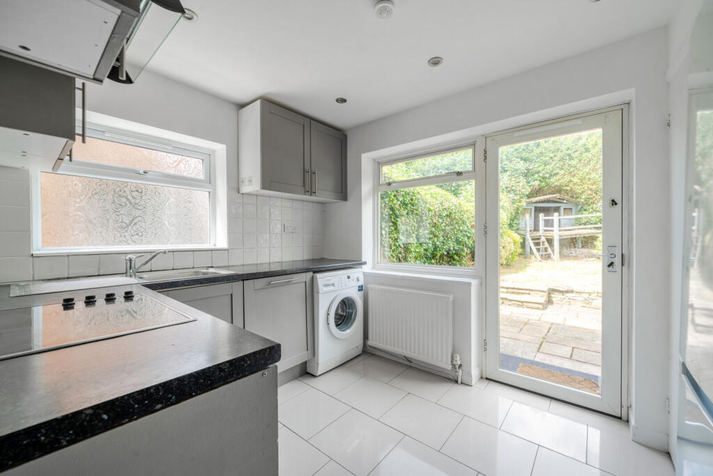 1320298-10-686bb8...