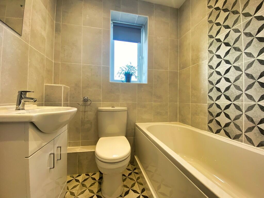 Photo 12-04-2024,...