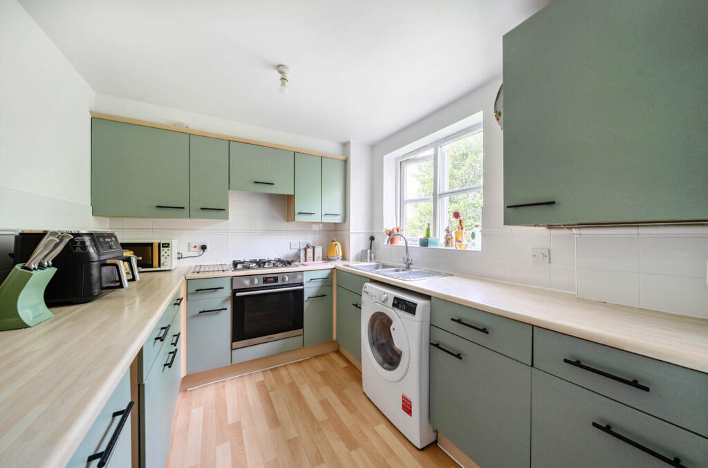 1302297-8-68387ec...