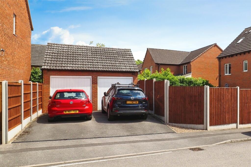 Drive &amp; Garage