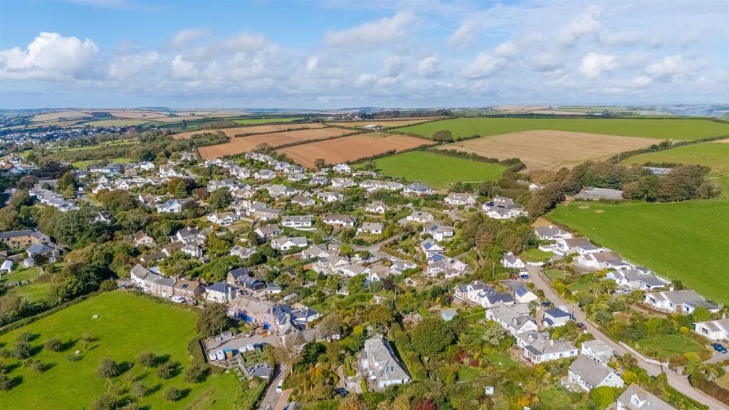 A28 - 10 Grenville Close, Stokenham - 250930.jpg