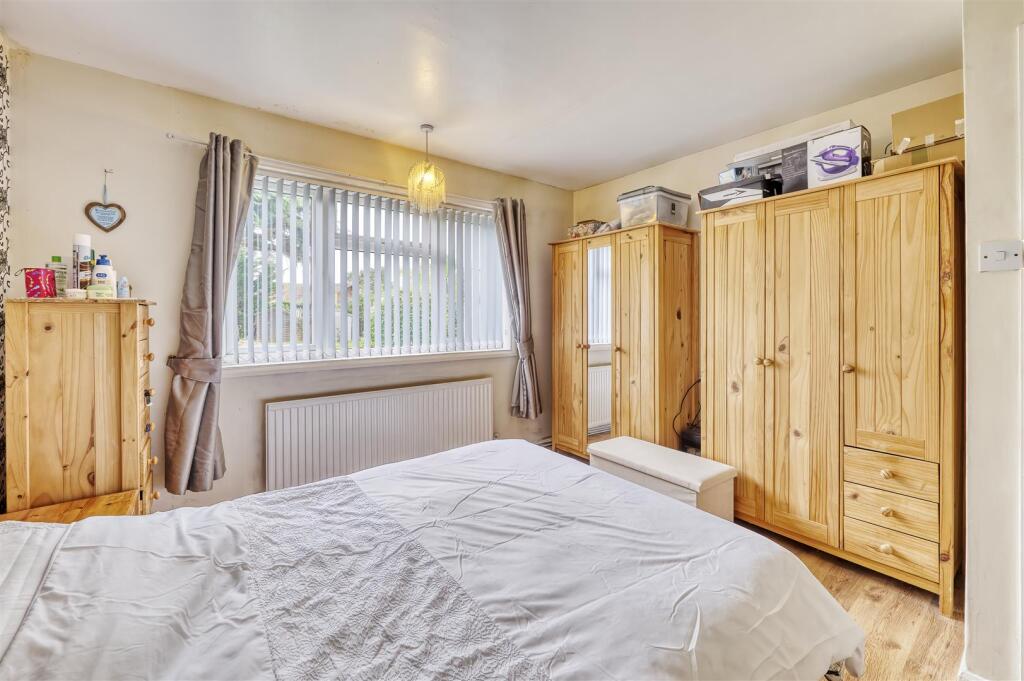 44 Russell Way Higham-4.jpg