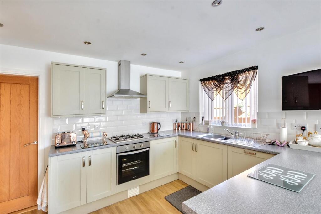 Kitchen_ (1).jpeg