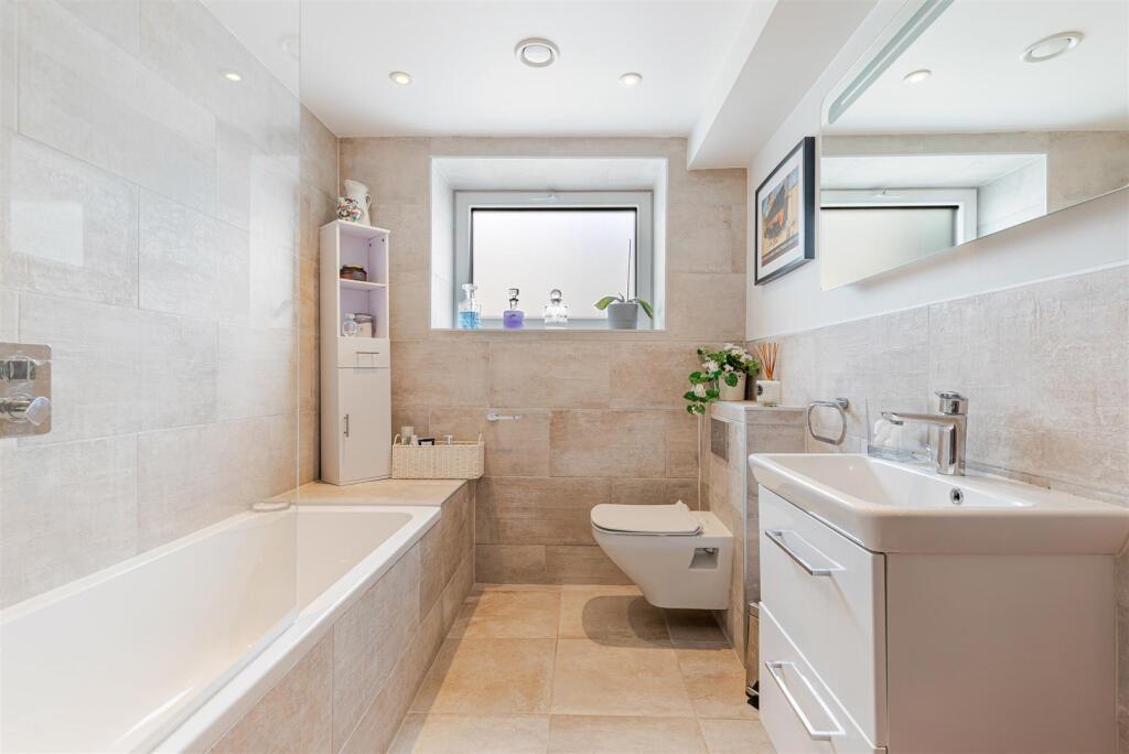 A46 - Broadsands, Flat 4 - 250917.jpg