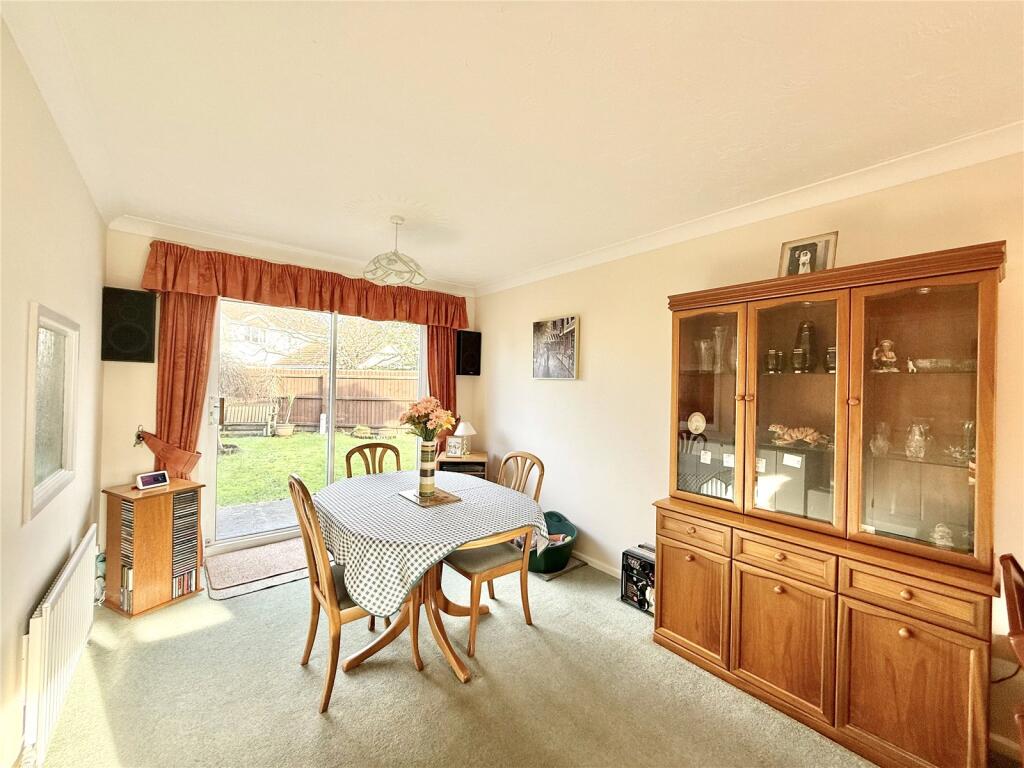 Woodruff Close, Highcliffe On Sea, Christchurch, Dorset, BH23