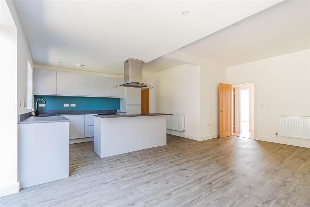 Pontypridd Road_-9.jpg