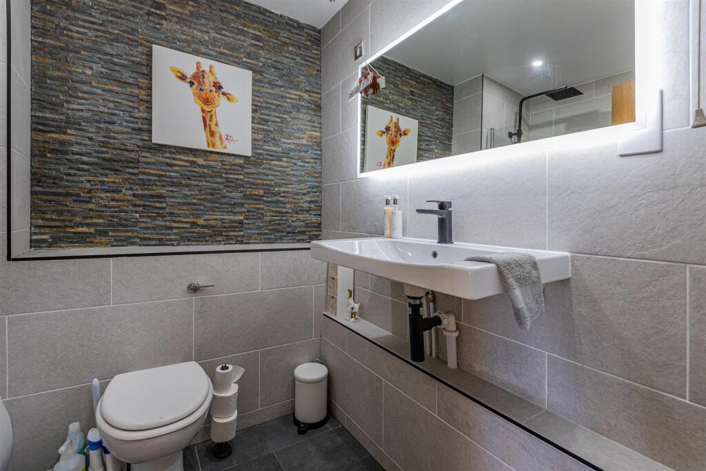 Henke Court 130-6.jpg