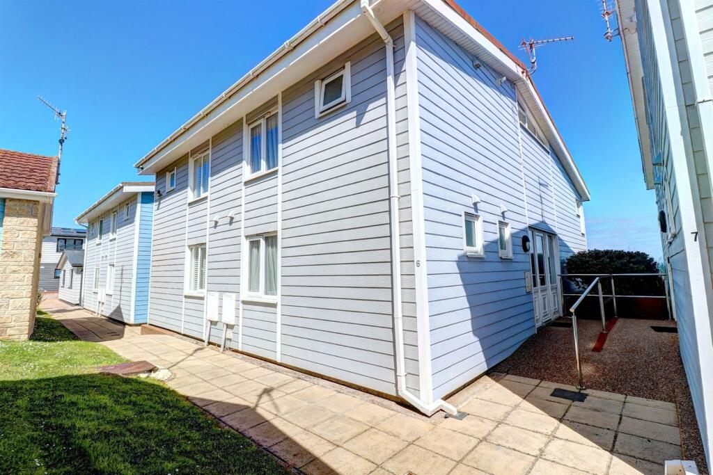 Property Front .1.jpg