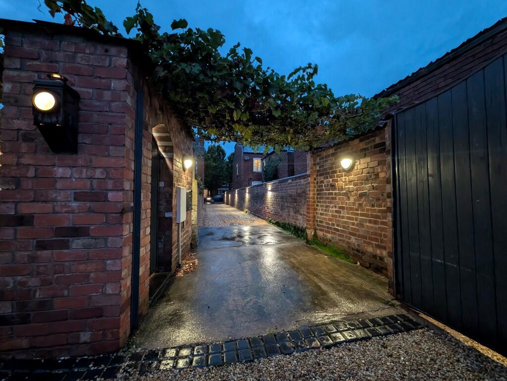 Night Image 1