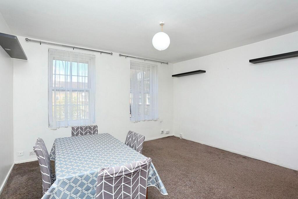 Original-5B5B6CED-8E6F-4C8E-8D5E-0418A04589A1