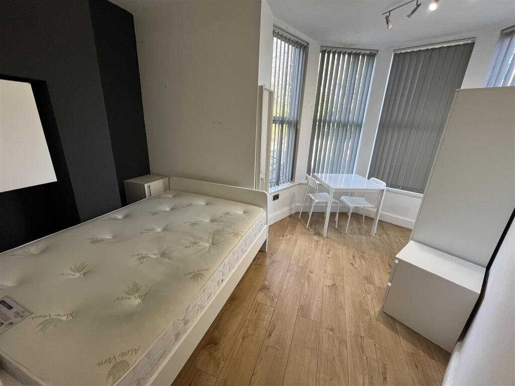 Room 3