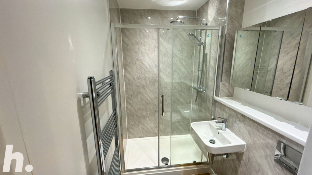 Main Shower Room