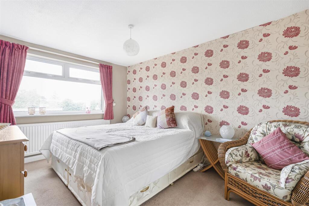 10 Orchard Close