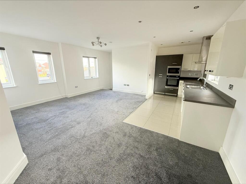 Lounge Open Plan to Kitchen