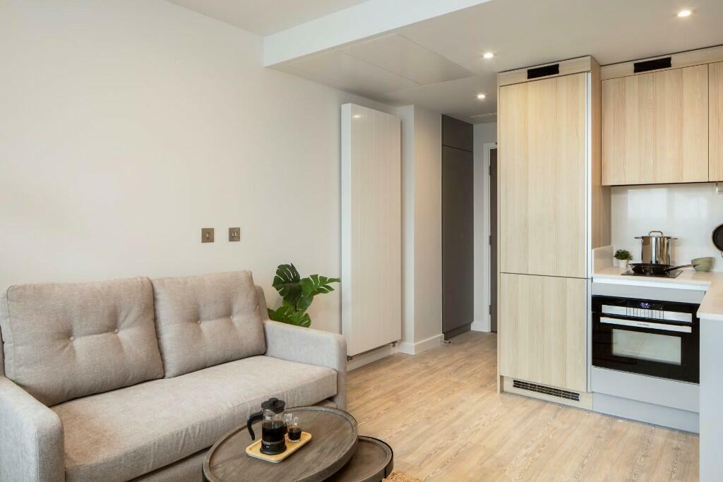 Enclave: Croydon, College Road, East Croydon, London, CR0