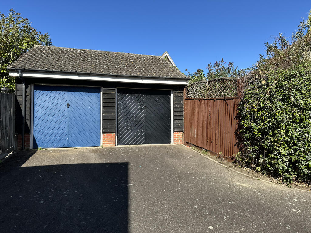 Photo 09-09-2025, 11 23 43