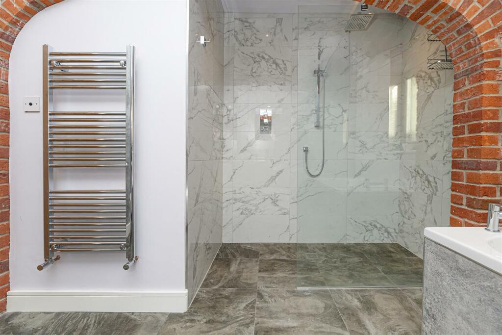 Bramleys Estate Agents - Barnsley Road - Flockton 