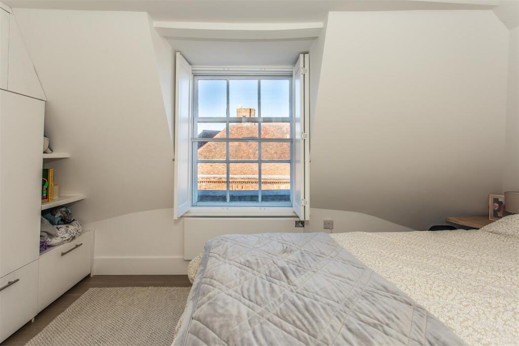 3, 1a St Martins Lane32.jpg