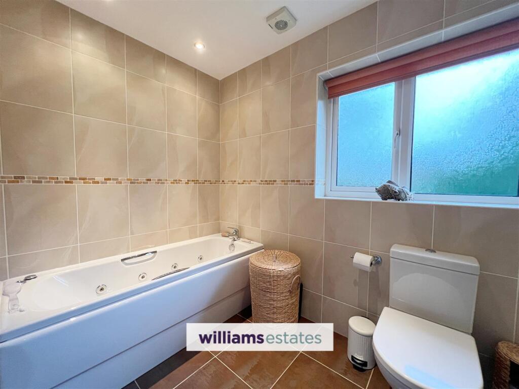 Bedroom One En-Suite