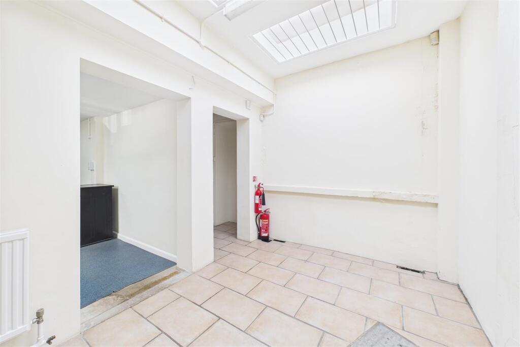 Wellsway House, 9, Wellsway Keynsham, B A N E S, B