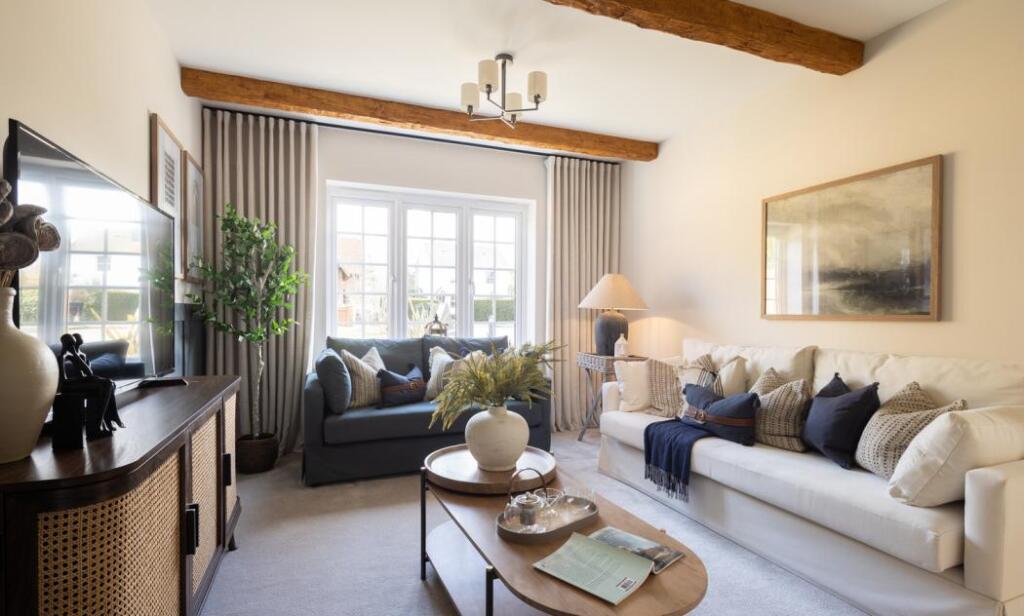 Dandara - Wittering Place - The Wotton, Home 8