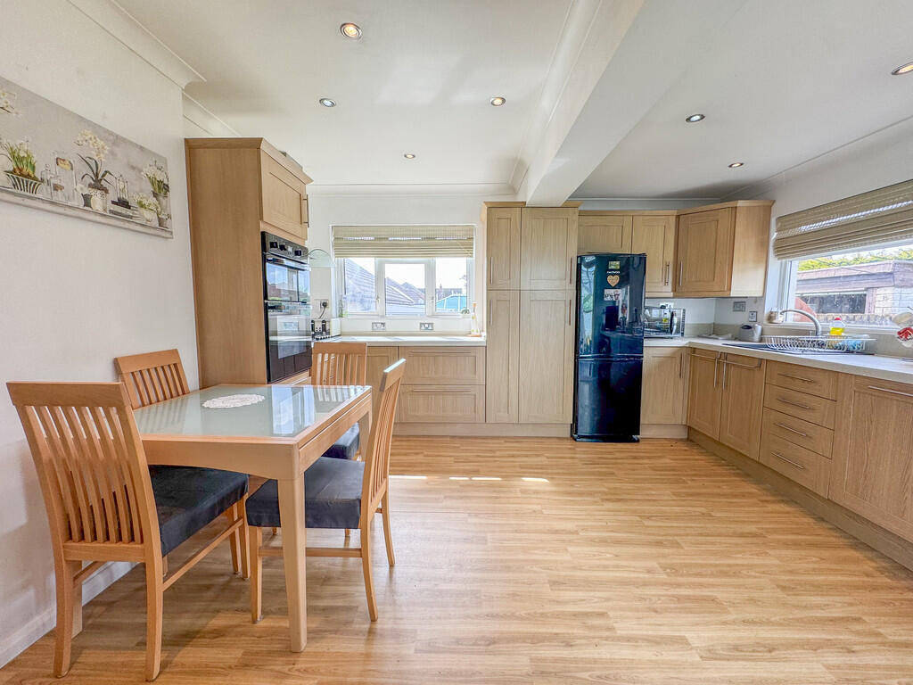 kitchen breakfast...