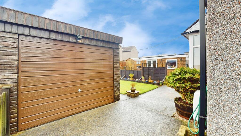 Driveway &amp; Garage