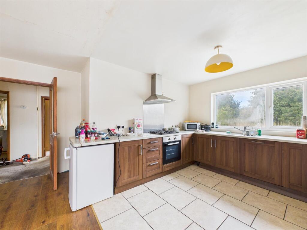 Kitchen/Dining Room