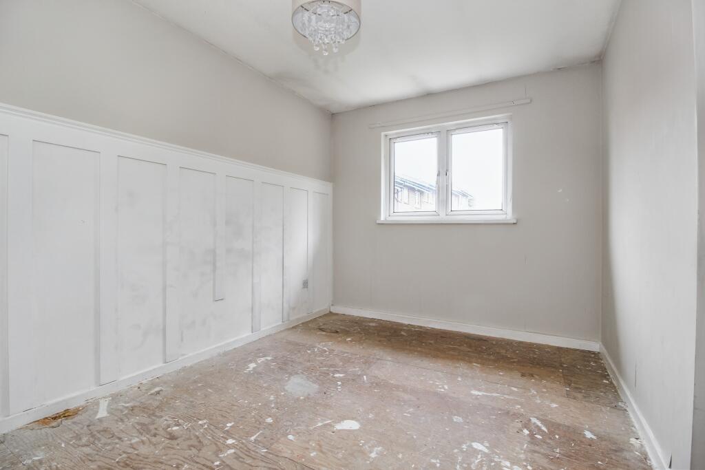 19 Highlands Grove, Stourton, West Yorkshire, LS10 4RR