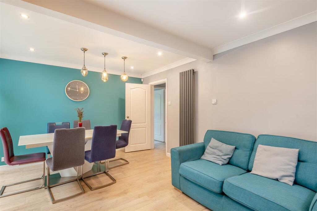 8623298-interior07.jpg