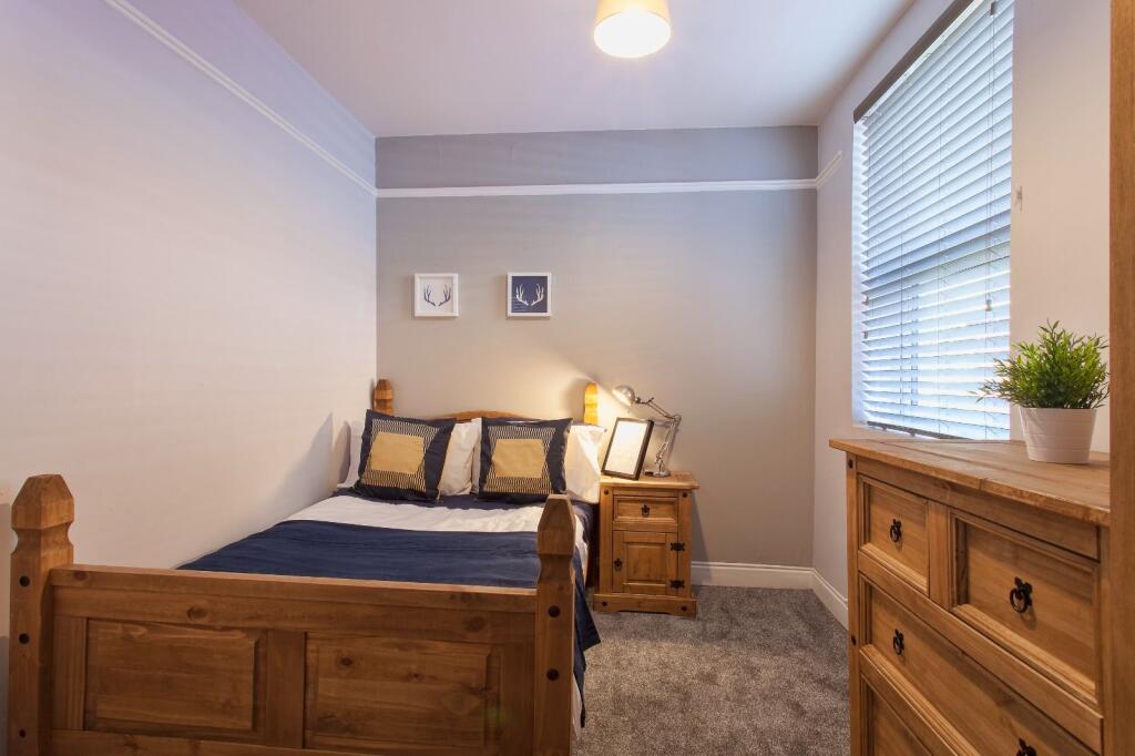 upload_pid1413_bedroom_4_64cf8a3be1363.jpg