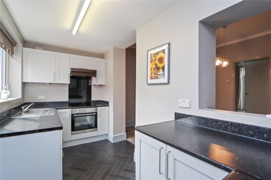 Kitchen Pic 1