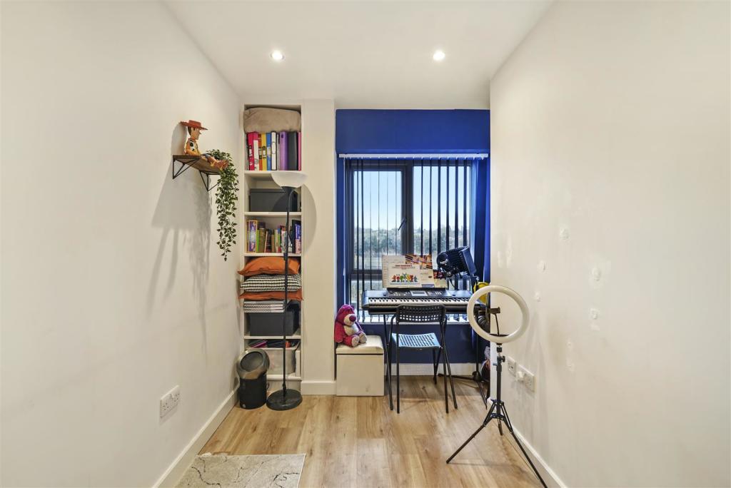 Flat 50, Eldon House - w3LCQSyXeb8VR5Yj4TTL.jpg