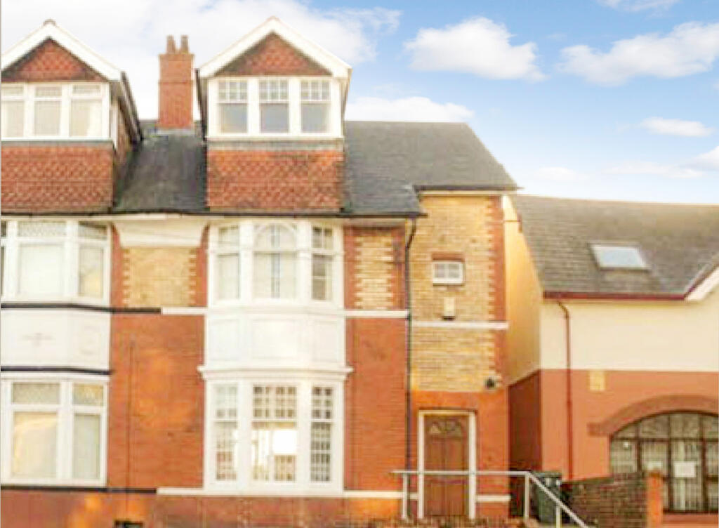 AVAILABLE NOW City Center