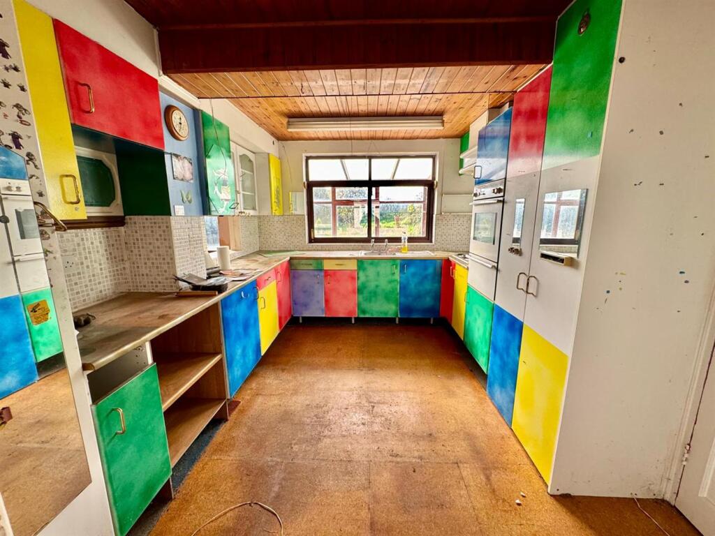 PHOTO-2025-11-17-21-14-16 (18).jpg