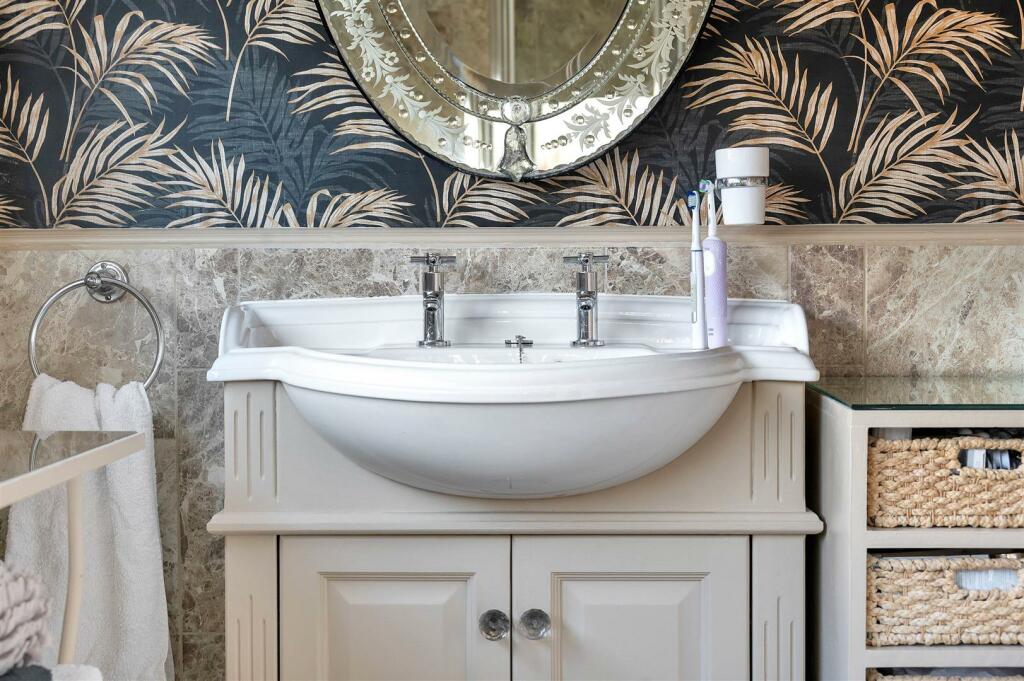 18 Melton Road WEB PH-47.jpg