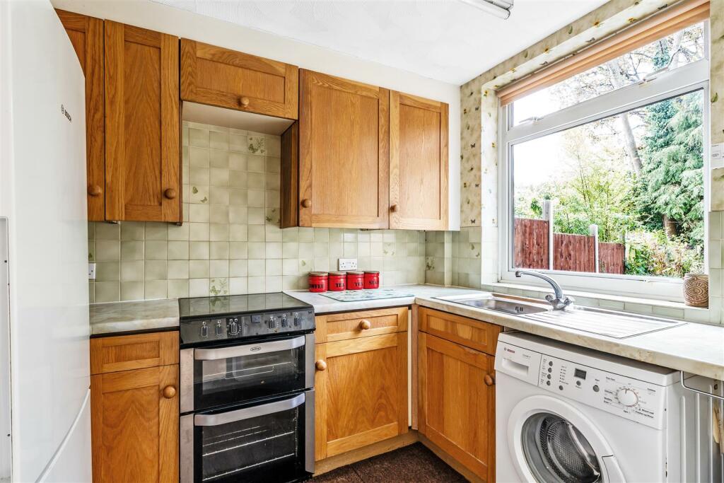 10-Woodland-Court-7.jpg