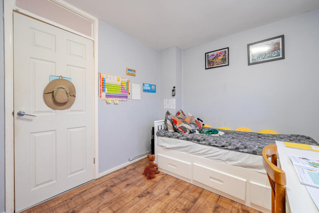 1392737-17-6943da...