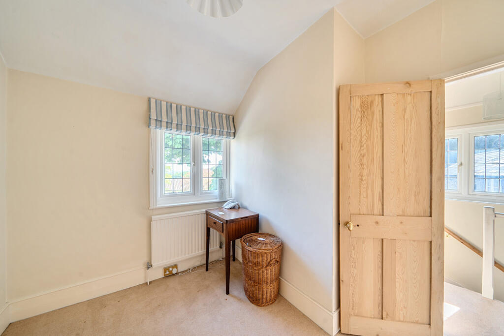 1309464-2-684865b...