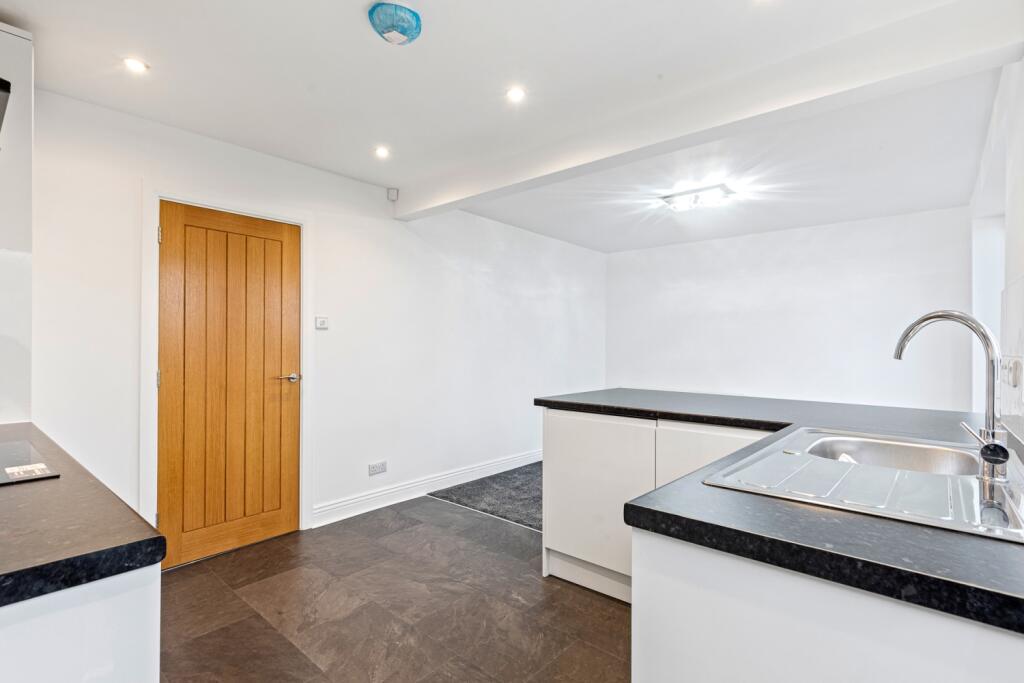 Kitchen diner angle 3